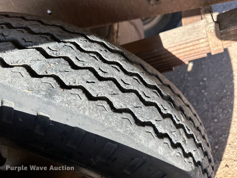 image for item OI9402 1961 Chevrolet Viking 60 grain truck