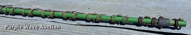 image for item OI9405 2004 John Deere 4895 swather / windrower