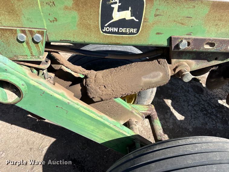 image for item OI9417 John Deere tandem disk