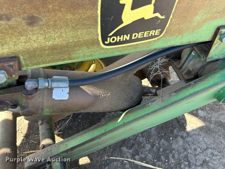 image for item OI9417 John Deere tandem disk