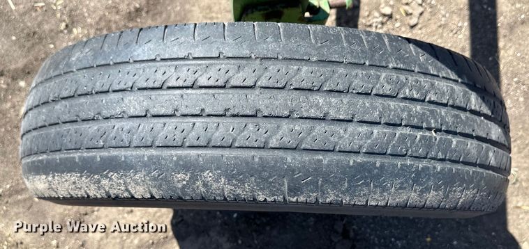 image for item OI9420 John Deere hay rake