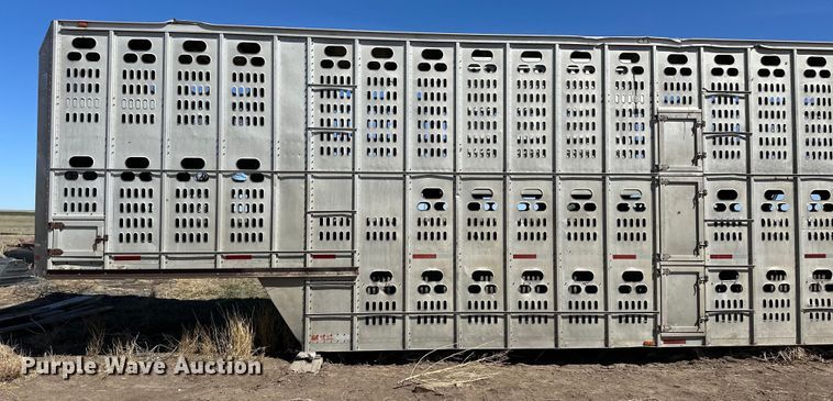 image for item OI9421 1984 Barrett livestock trailer