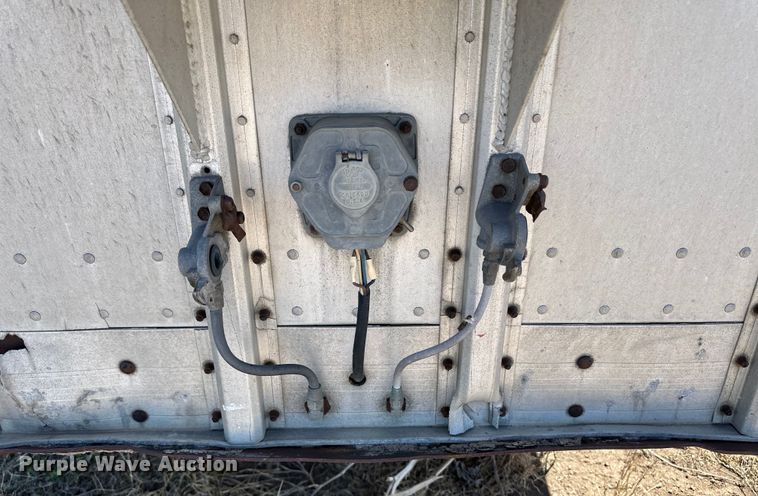 image for item OI9421 1984 Barrett livestock trailer