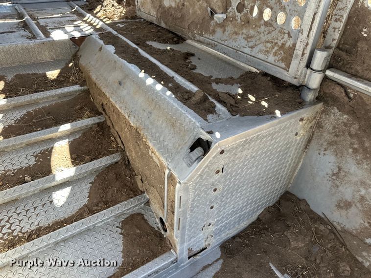 image for item OI9421 1984 Barrett livestock trailer