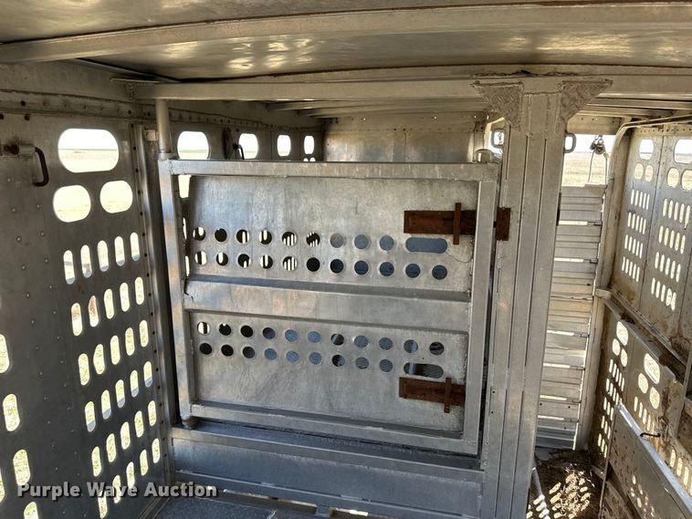 image for item OI9421 1984 Barrett livestock trailer