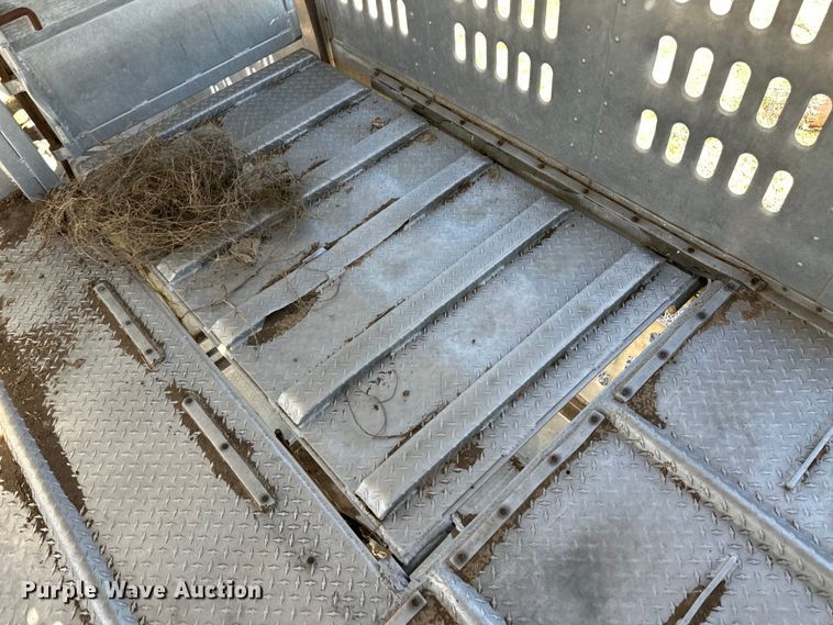 image for item OI9421 1984 Barrett livestock trailer