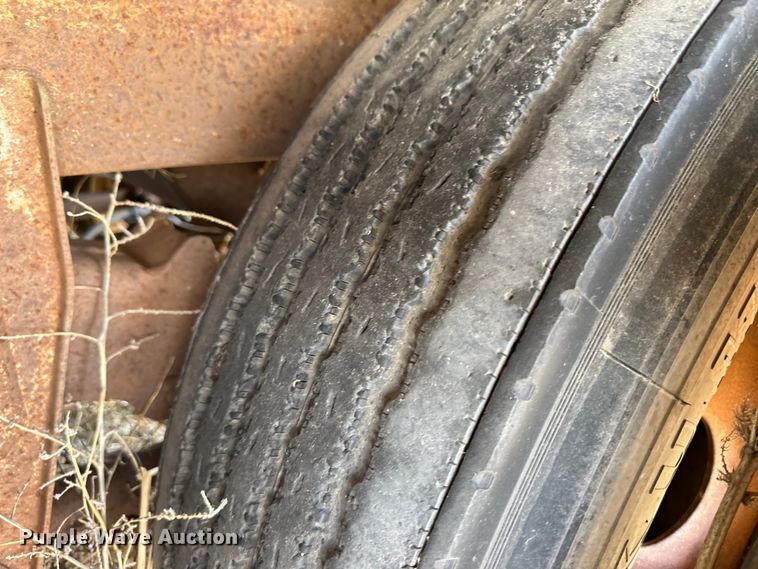 image for item OI9421 1984 Barrett livestock trailer