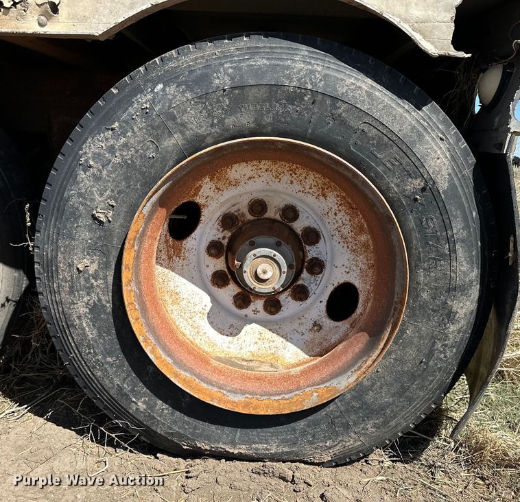 image for item OI9421 1984 Barrett livestock trailer