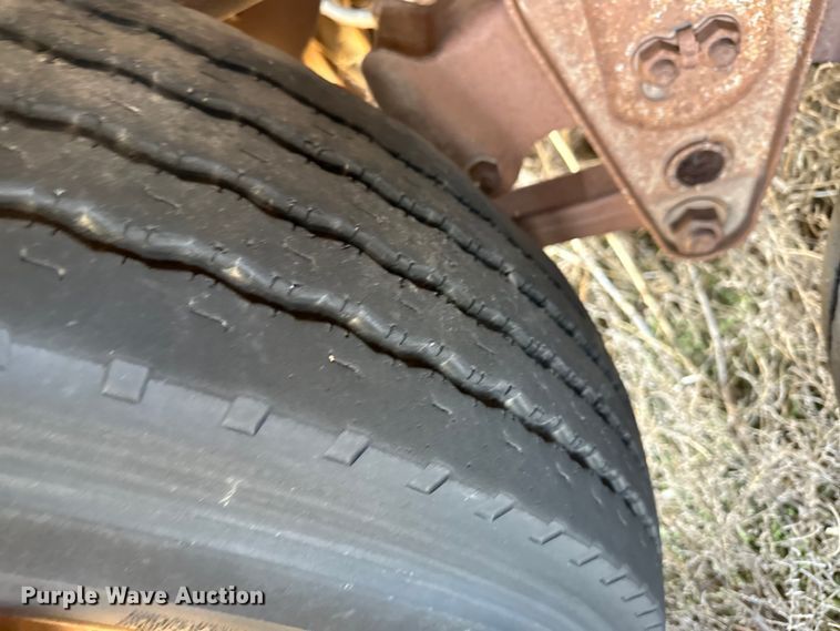 image for item OI9421 1984 Barrett livestock trailer