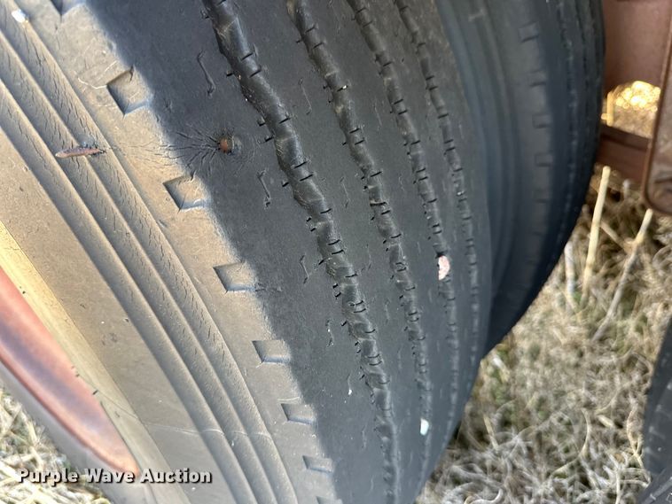 image for item OI9421 1984 Barrett livestock trailer