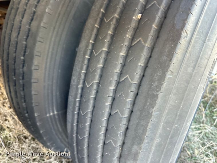 image for item OI9421 1984 Barrett livestock trailer