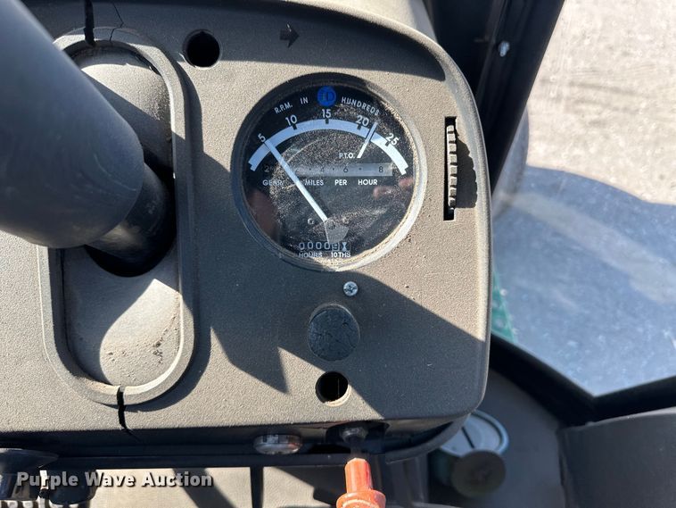 image for item OI9484 1974 John Deere 4430 tractor