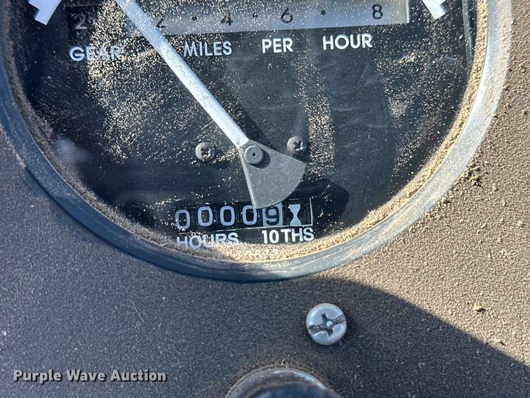 image for item OI9484 1974 John Deere 4430 tractor