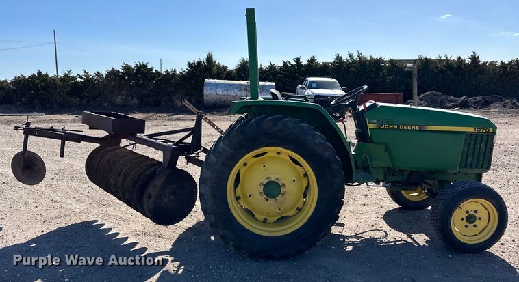 image for item OI9485 1995 John Deere 1070 tractor