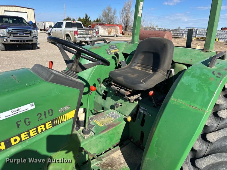 image for item OI9485 1995 John Deere 1070 tractor