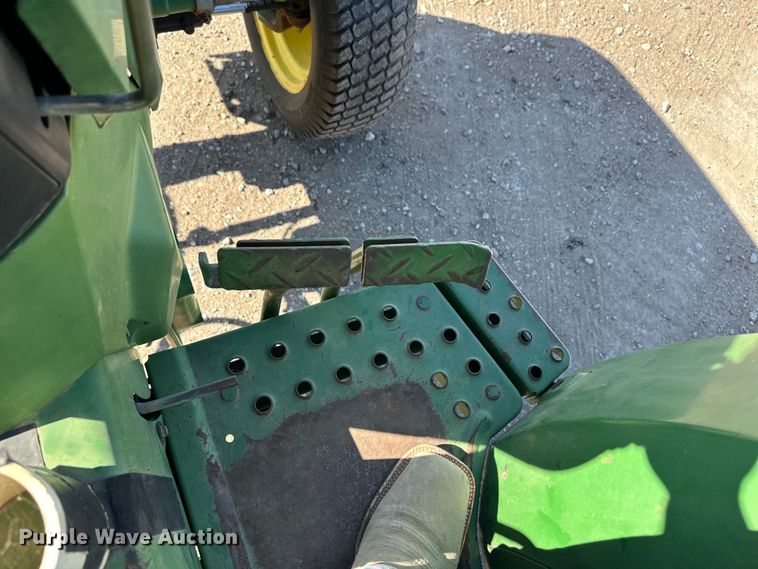 image for item OI9485 1995 John Deere 1070 tractor