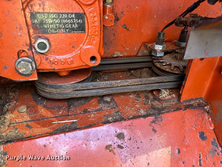 image for item OM9350 2002 Hesston  8550S swather / windrower