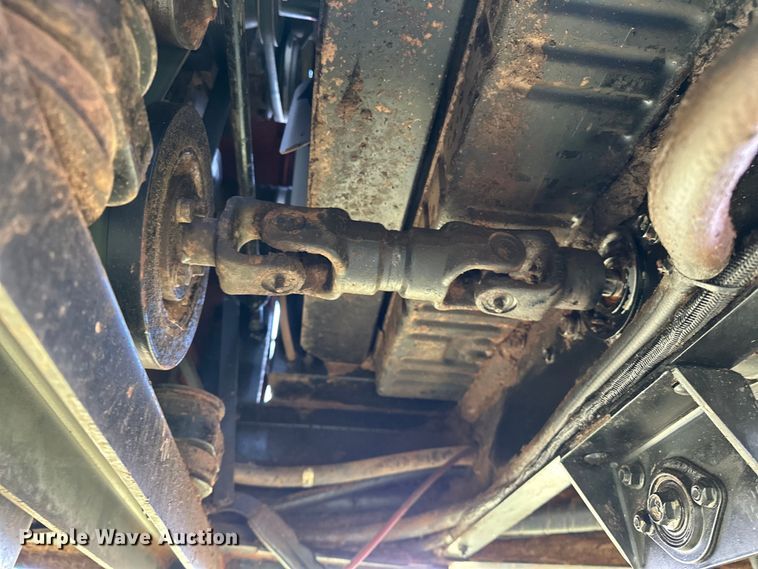 image for item OM9350 2002 Hesston  8550S swather / windrower