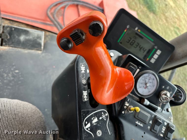 image for item OM9350 2002 Hesston  8550S swather / windrower