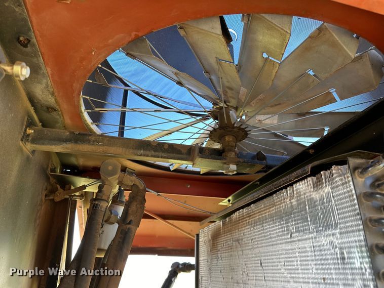 image for item OM9350 2002 Hesston  8550S swather / windrower