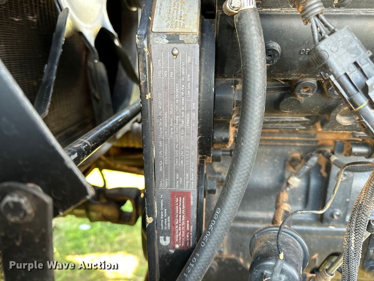 image for item OM9350 2002 Hesston  8550S swather / windrower