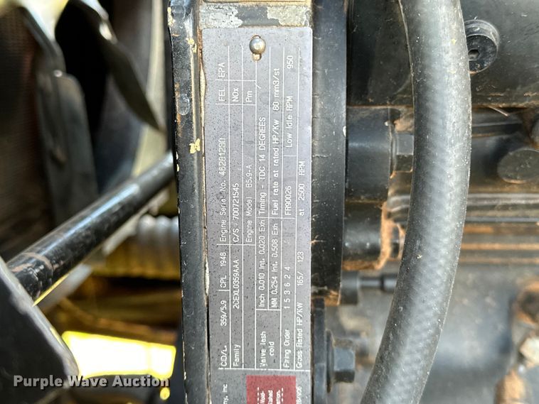 image for item OM9350 2002 Hesston  8550S swather / windrower