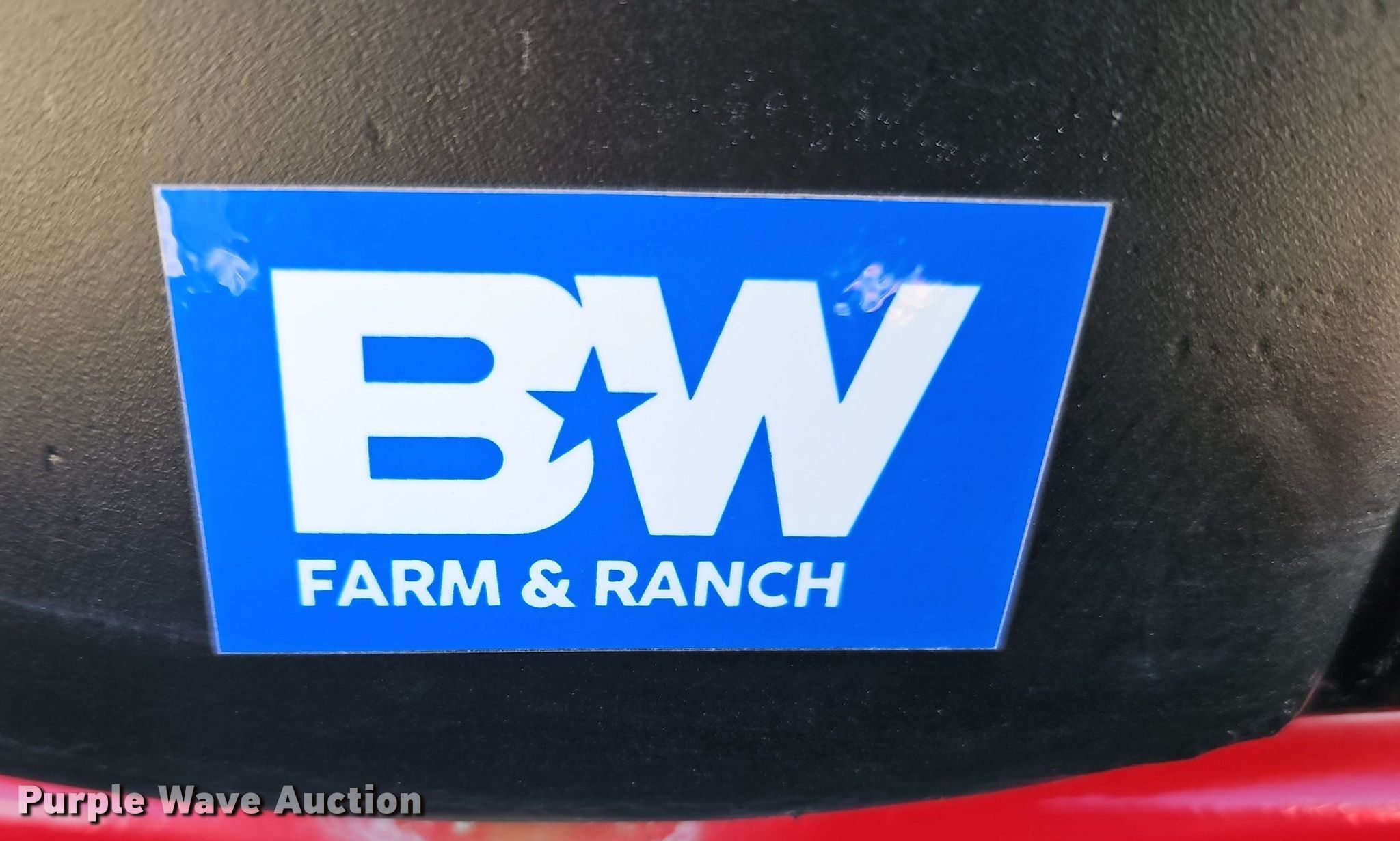 (5) B&W bunk feeders in Humboldt, KS Item EI3689 for sale Purple Wave