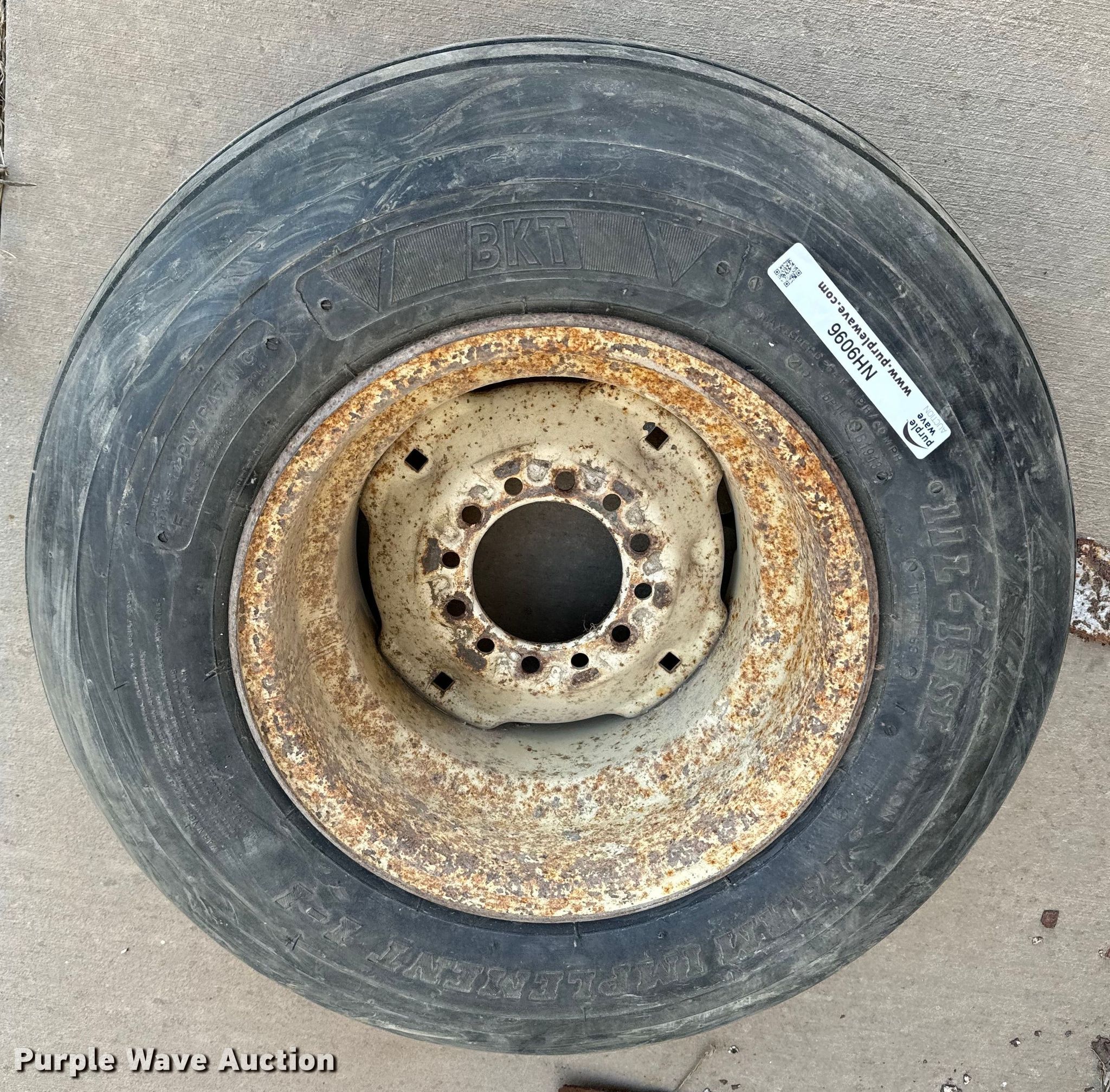(4) tires and wheels in Olpe, KS Item NH9096 for sale Purple Wave