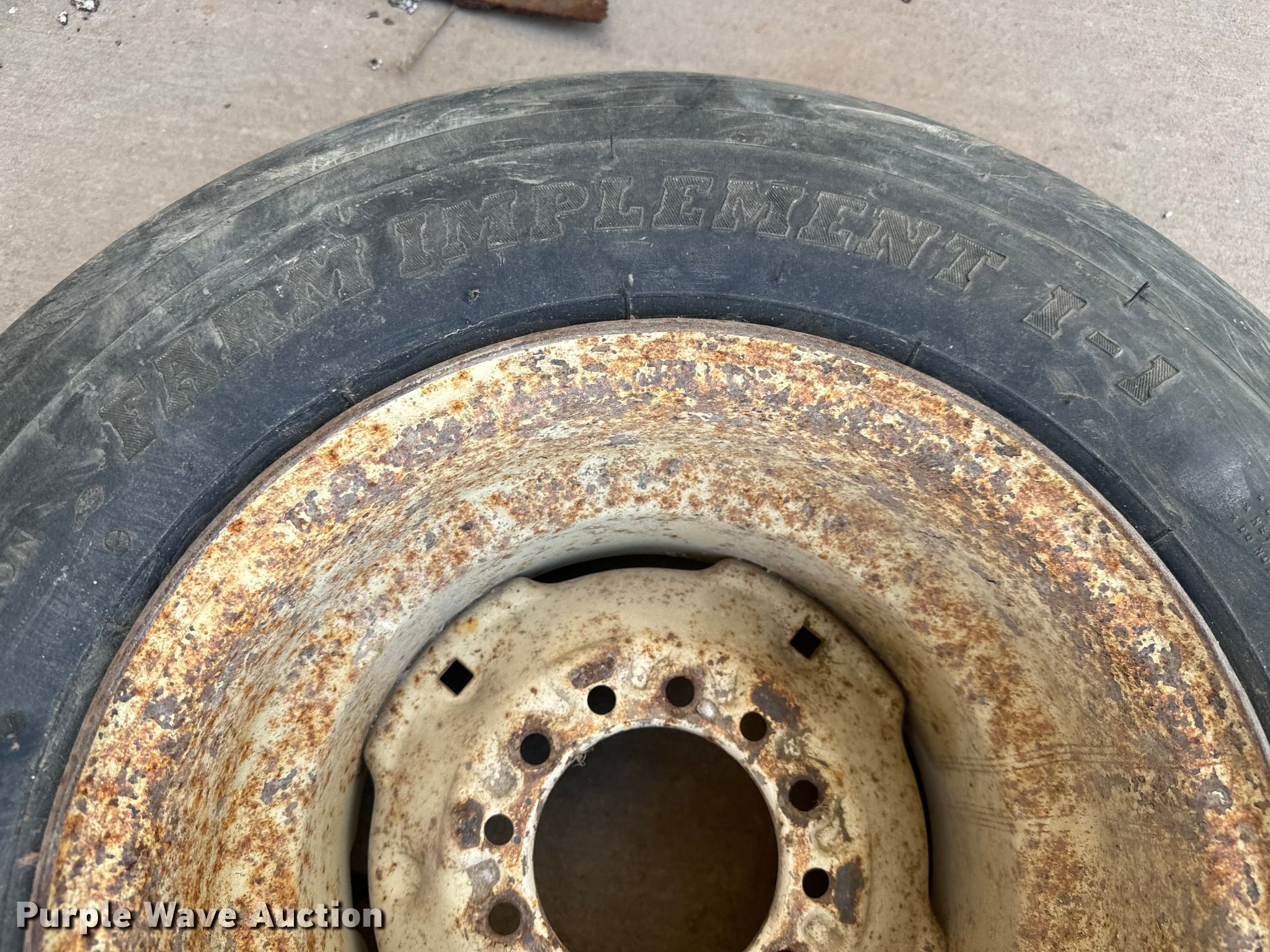 (4) tires and wheels in Olpe, KS Item NH9096 for sale Purple Wave