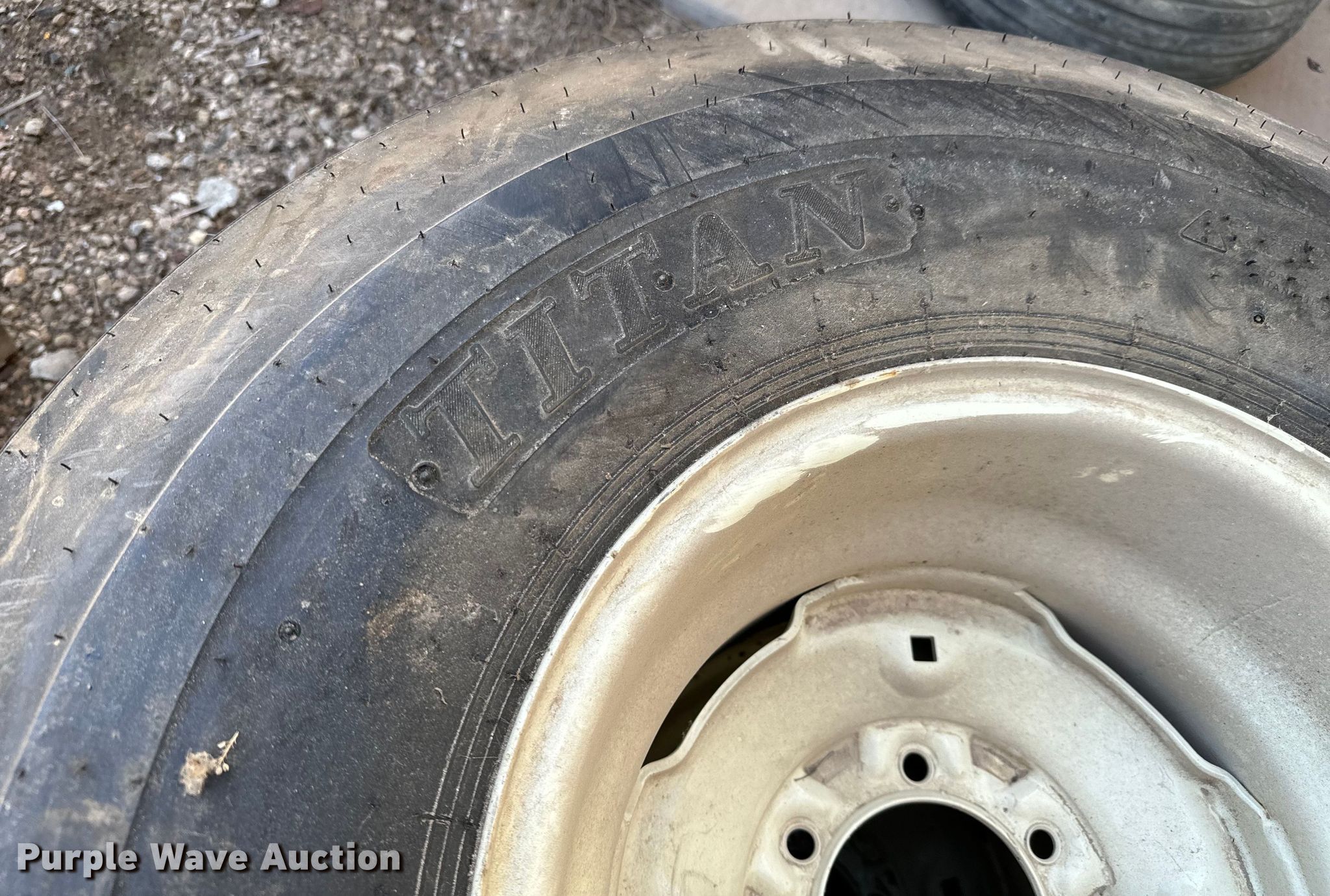 (4) tires and wheels in Olpe, KS Item NH9096 for sale Purple Wave
