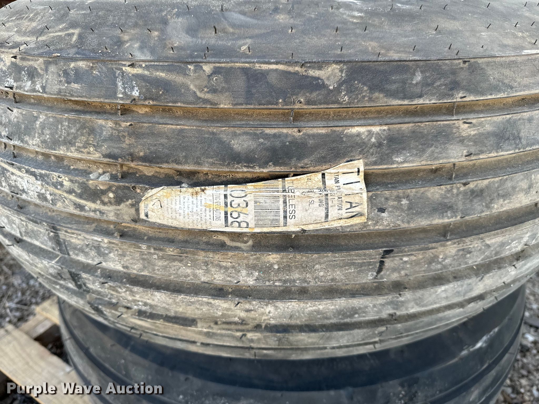 (4) tires and wheels in Olpe, KS Item NH9096 for sale Purple Wave