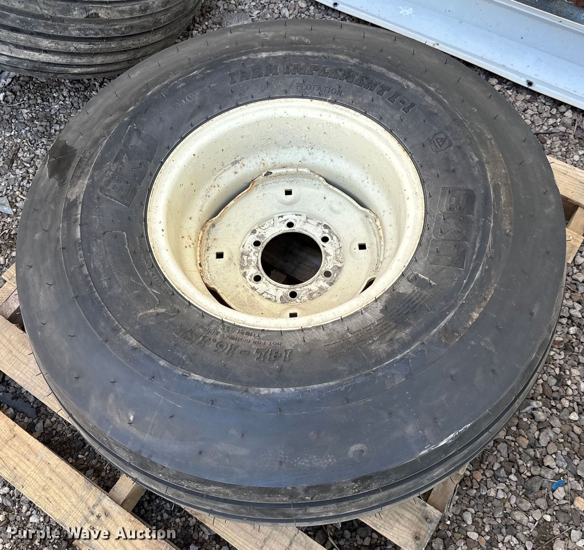 (4) tires and wheels in Olpe, KS Item NH9096 for sale Purple Wave