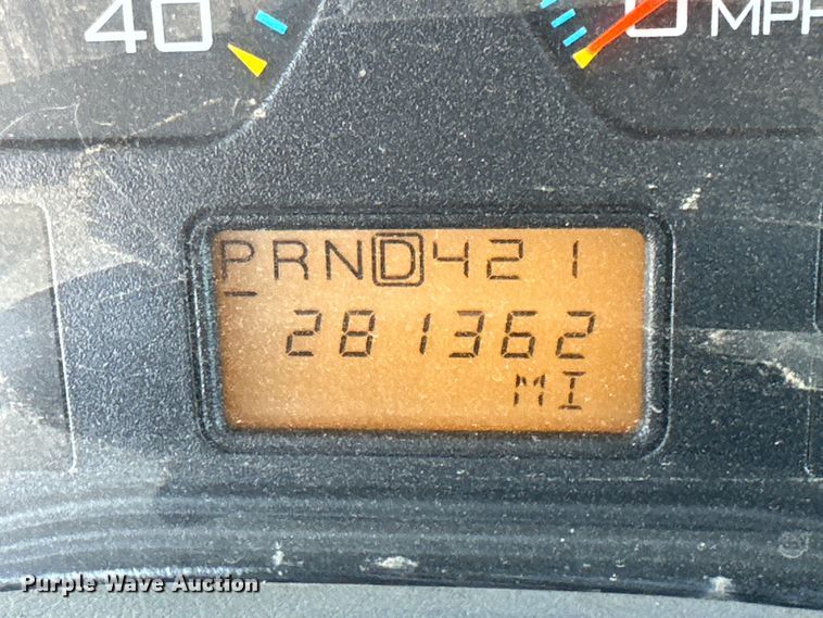 image for item DG4283 2005 International 4300 box truck