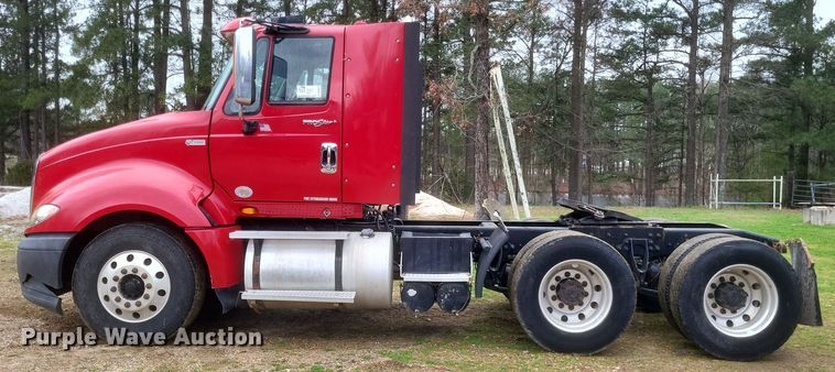 image for item DO4871 2012 International Prostar Plus semi truck