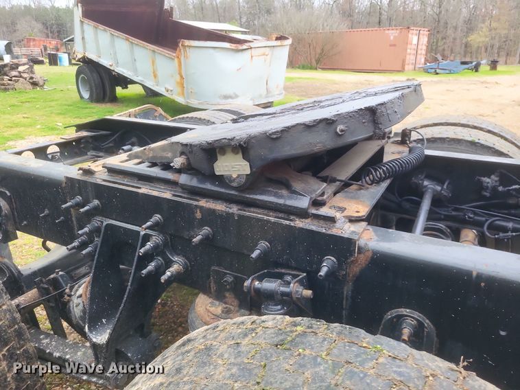 image for item DO4871 2012 International Prostar Plus semi truck