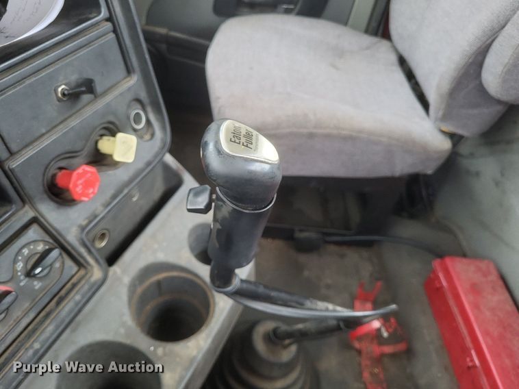 image for item DO4871 2012 International Prostar Plus semi truck