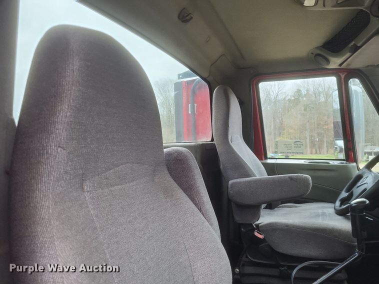 image for item DO4871 2012 International Prostar Plus semi truck