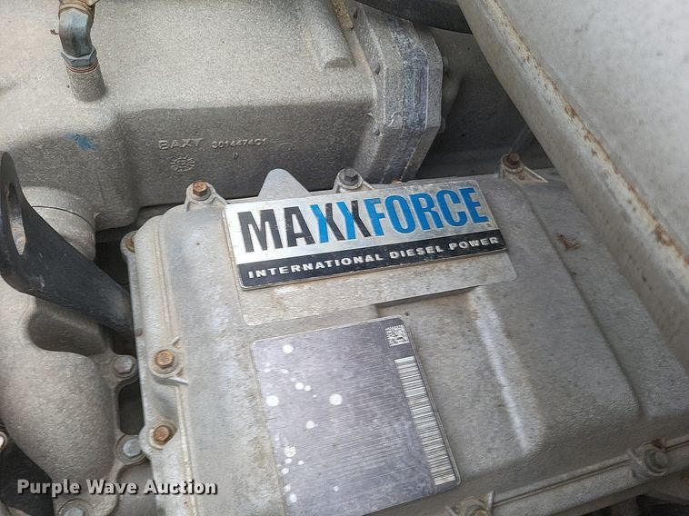 image for item DO4871 2012 International Prostar Plus semi truck