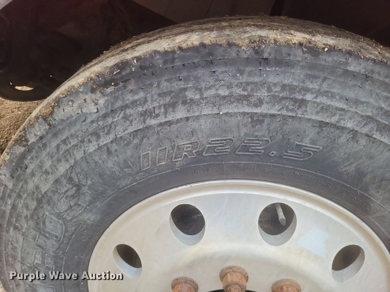 image for item DO4871 2012 International Prostar Plus semi truck