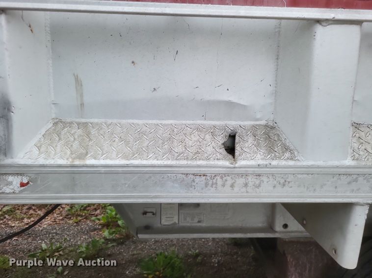 image for item DO4872 1995 East end dump trailer