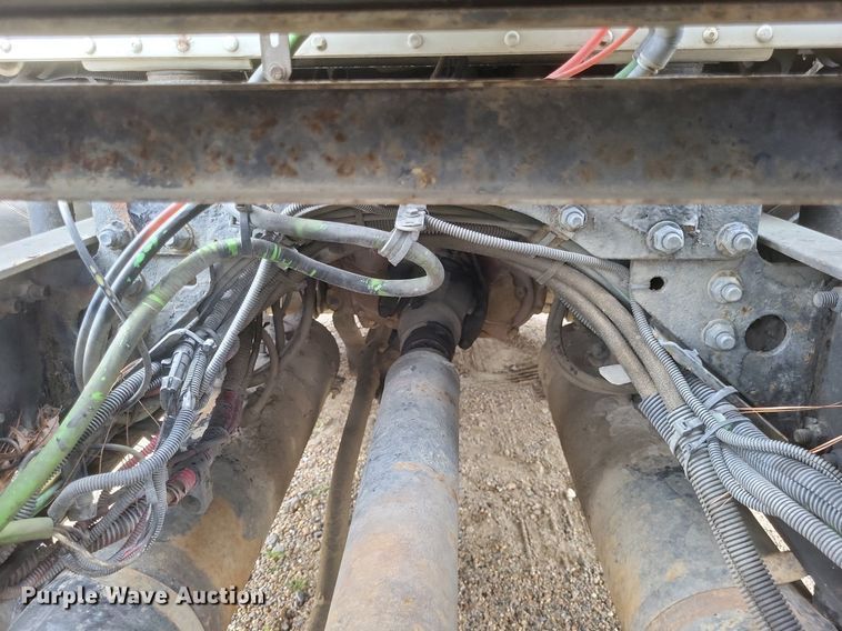 image for item DO4874 2007 Freightliner  Columbia 120 semi truck