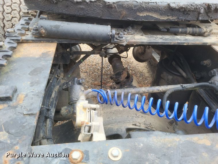 image for item DO4874 2007 Freightliner  Columbia 120 semi truck