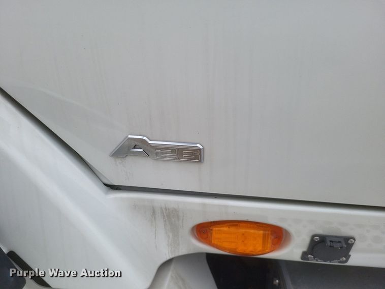 image for item DO4875 2019 International RH613 semi truck