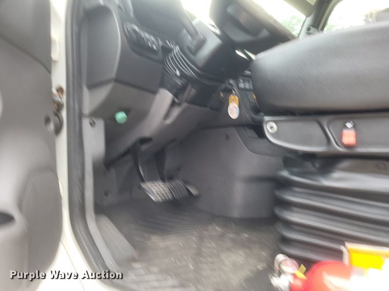 image for item DO4875 2019 International RH613 semi truck