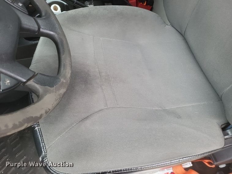 image for item DO4875 2019 International RH613 semi truck