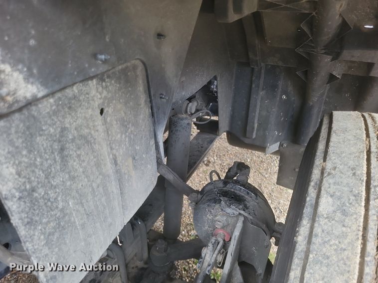 image for item DO4875 2019 International RH613 semi truck