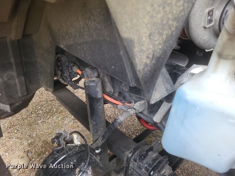 image for item DO4875 2019 International RH613 semi truck