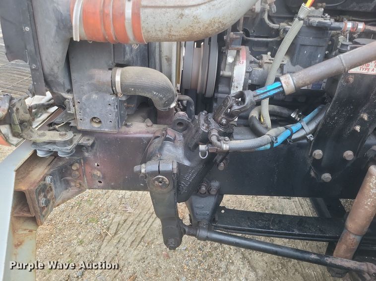 image for item DO4876 1995 White GMC WG dump truck