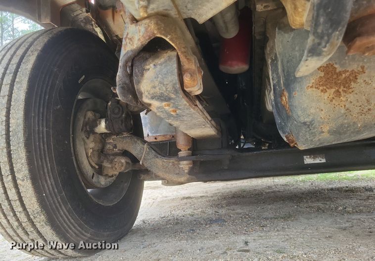 image for item DO4876 1995 White GMC WG dump truck