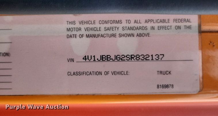 image for item DO4876 1995 White GMC WG dump truck